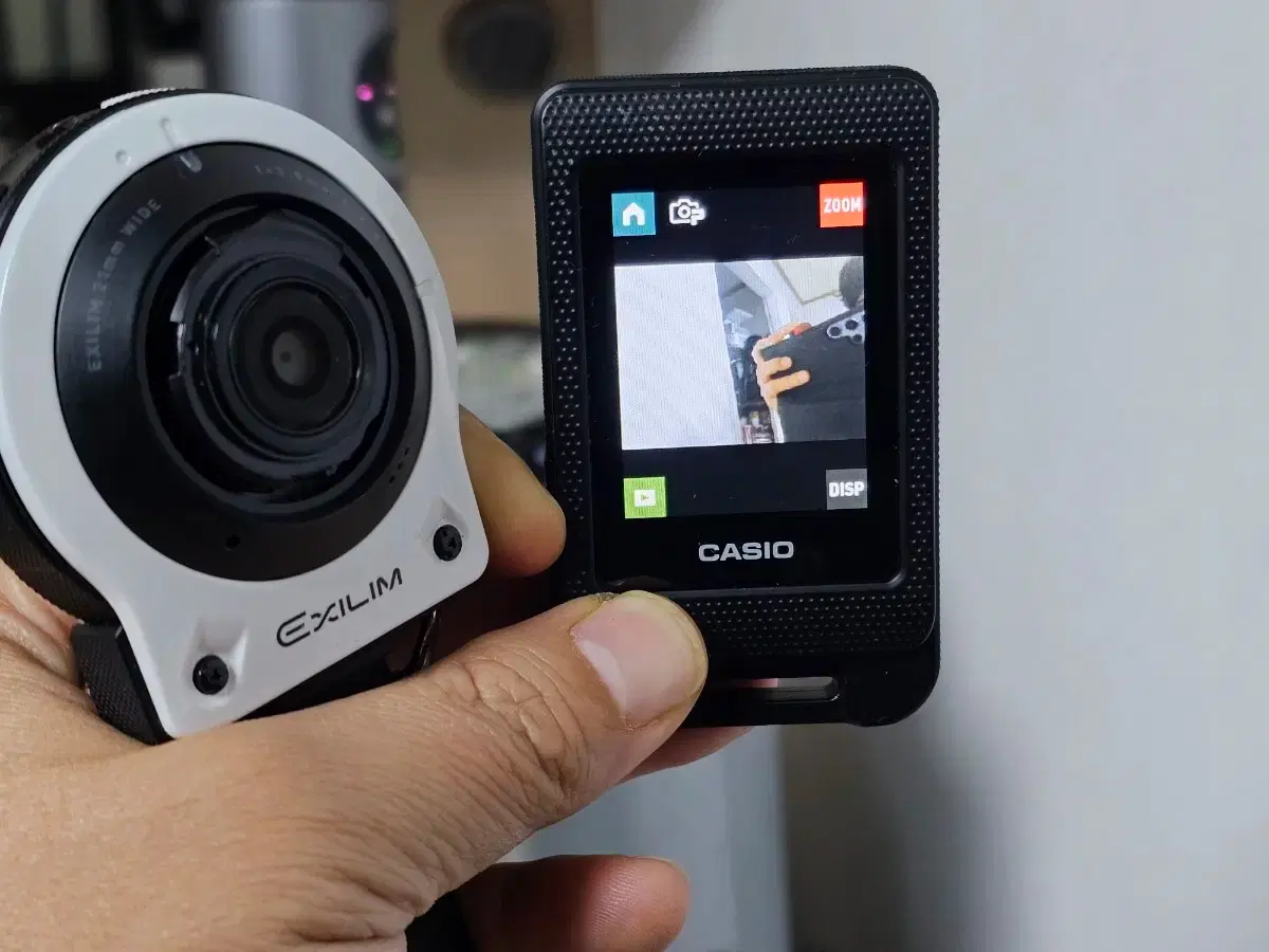 thumbnail-4